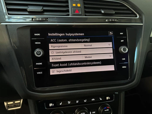 Volkswagen Tiguan - Afbeelding 24 van 28