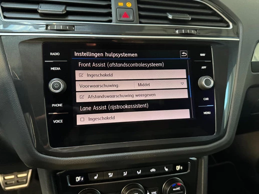 Volkswagen Tiguan - Afbeelding 25 van 28