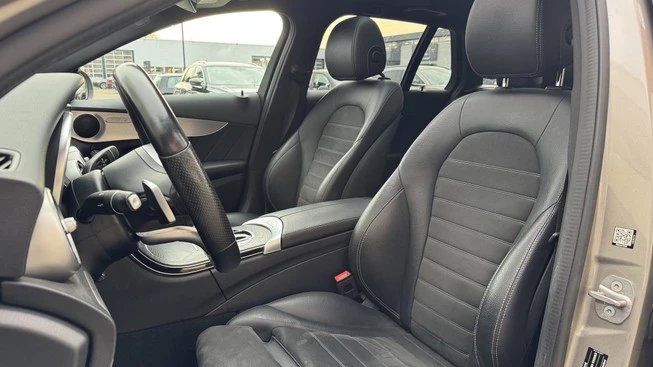 Mercedes-Benz C-Klasse - Afbeelding 9 van 22