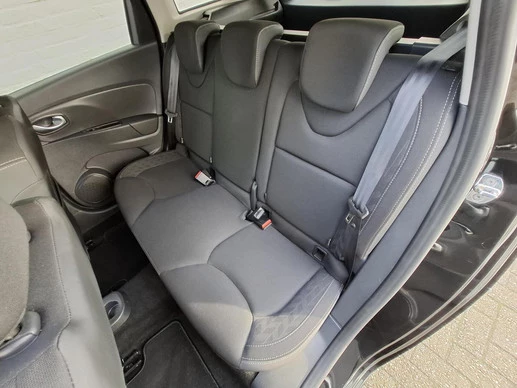 Renault Clio - Afbeelding 27 van 30