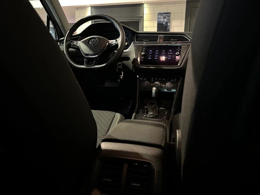 Volkswagen Tiguan - Afbeelding 15 van 30
