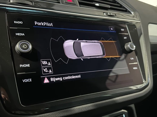 Volkswagen Tiguan - Afbeelding 27 van 30