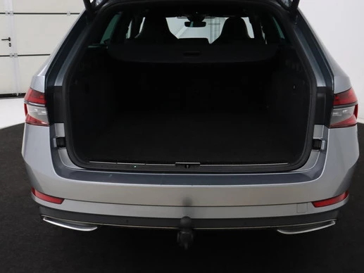 Škoda Superb - Afbeelding 13 van 30