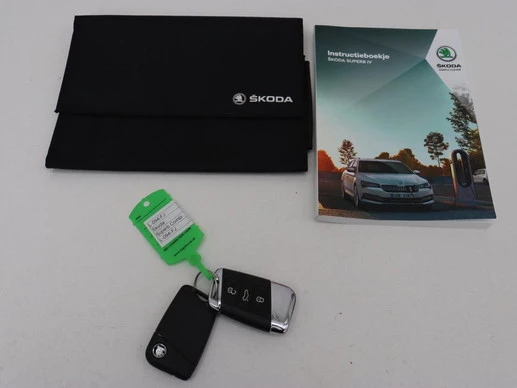 Škoda Superb - Afbeelding 16 van 30