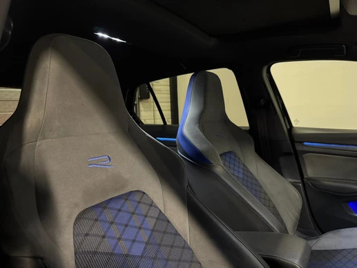 Volkswagen Golf - Afbeelding 13 van 30