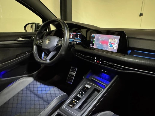 Volkswagen Golf - Afbeelding 17 van 30