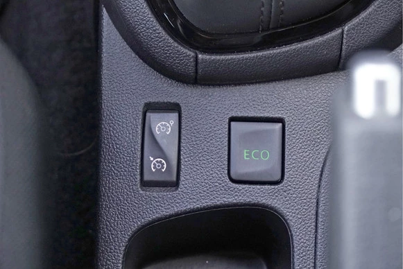 Renault Clio - Afbeelding 27 van 28