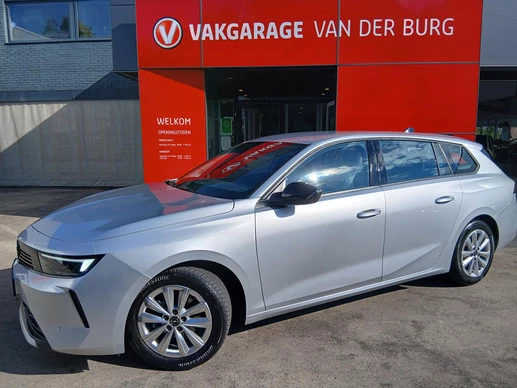 Opel Astra - Afbeelding 1 van 30