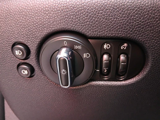 MINI Cooper Cabrio - Afbeelding 20 van 30