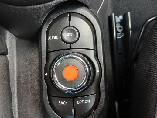 MINI Cooper Cabrio - Afbeelding 24 van 30