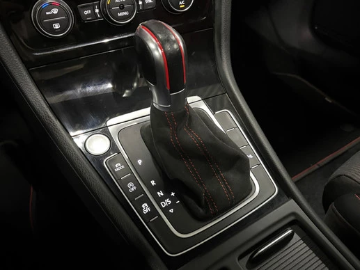 Volkswagen Golf - Afbeelding 19 van 28