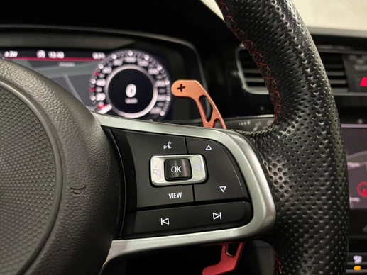 Volkswagen Golf - Afbeelding 21 van 28