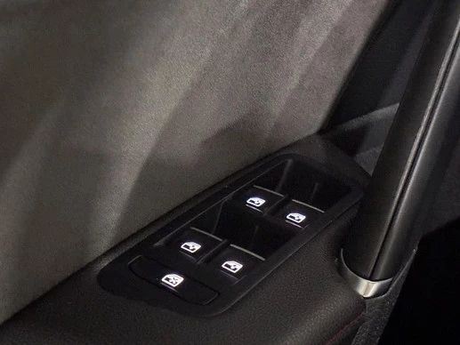 Volkswagen Golf - Afbeelding 25 van 28