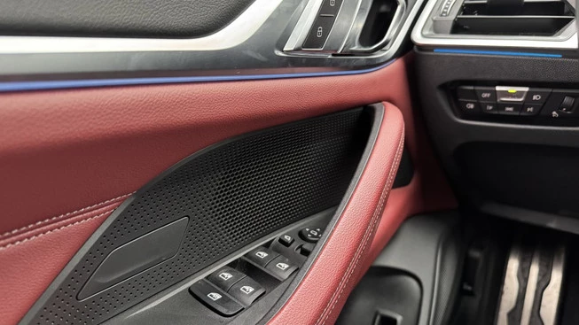 BMW i4 - Afbeelding 23 van 24