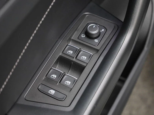 Volkswagen T-Roc - Afbeelding 13 van 30