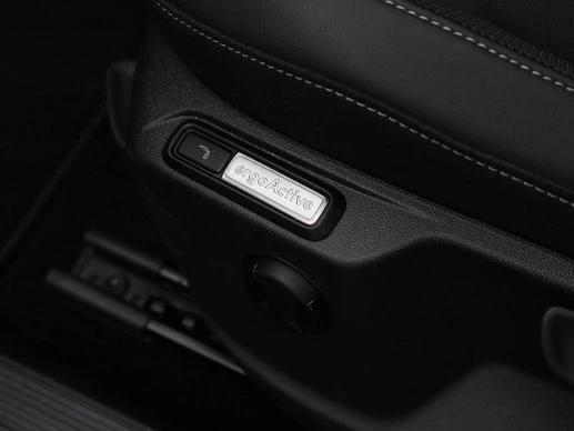 Volkswagen T-Roc - Afbeelding 16 van 30