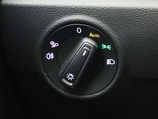 Volkswagen T-Roc - Afbeelding 22 van 30