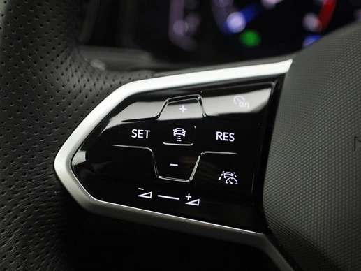 Volkswagen T-Roc - Afbeelding 23 van 30