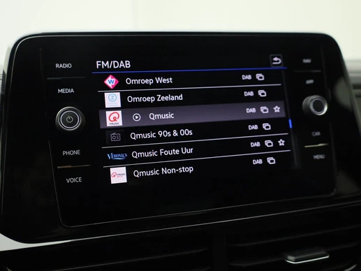 Volkswagen T-Roc - Afbeelding 27 van 30