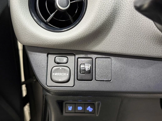 Toyota Yaris - Afbeelding 23 van 27