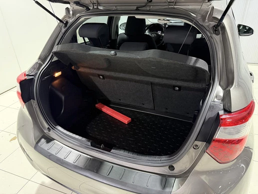 Toyota Yaris - Afbeelding 27 van 27