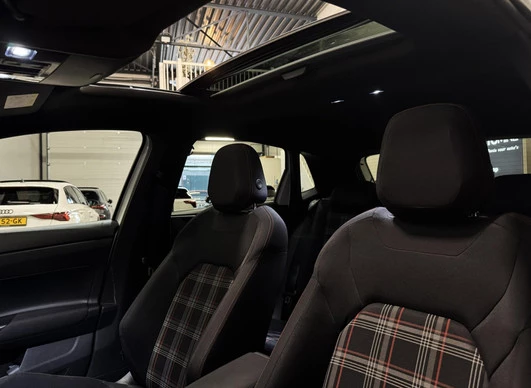 Volkswagen Polo - Afbeelding 12 van 30