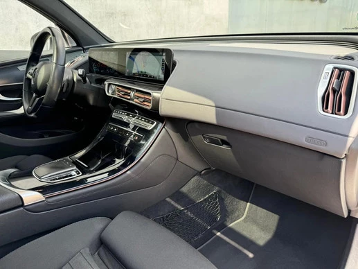 Mercedes-Benz EQC - Afbeelding 12 van 30