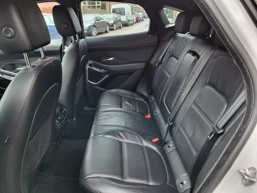 Jaguar E-PACE - Afbeelding 11 van 23