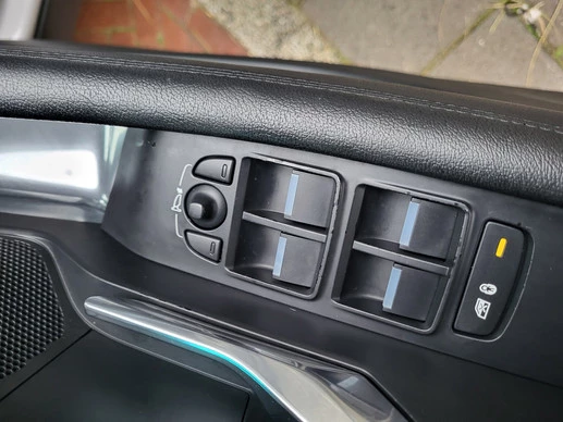 Jaguar E-PACE - Afbeelding 14 van 23