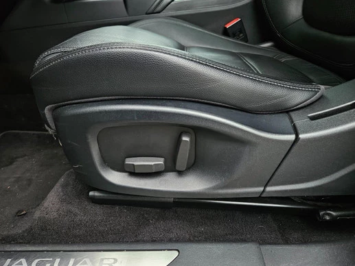 Jaguar E-PACE - Afbeelding 11 van 30