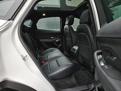 Jaguar E-PACE - Afbeelding 14 van 30