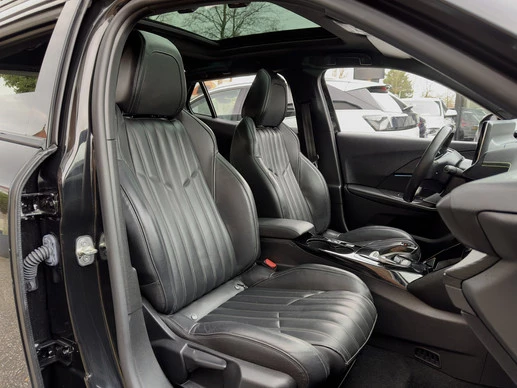 Peugeot e-2008 - Afbeelding 28 van 30