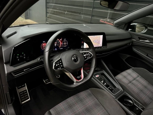 Volkswagen Golf - Afbeelding 17 van 30