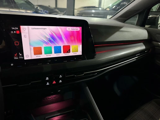 Volkswagen Golf - Afbeelding 24 van 30