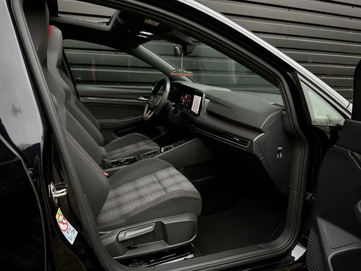 Volkswagen Golf - Afbeelding 28 van 30