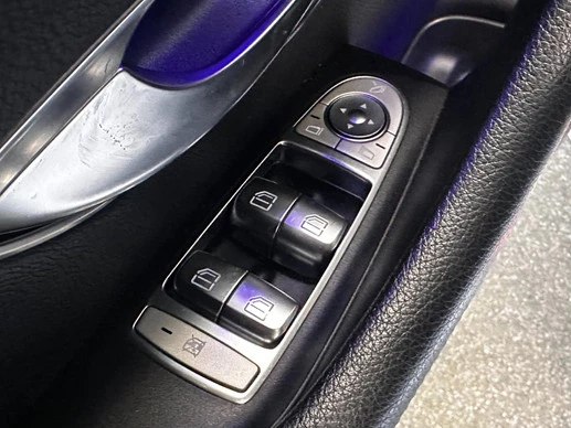 Mercedes-Benz E-Klasse - Afbeelding 20 van 30