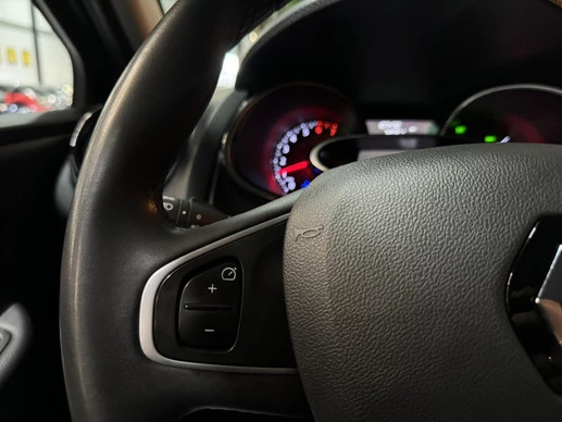 Renault Clio - Afbeelding 24 van 30