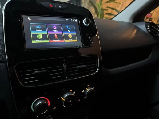 Renault Clio - Afbeelding 28 van 30