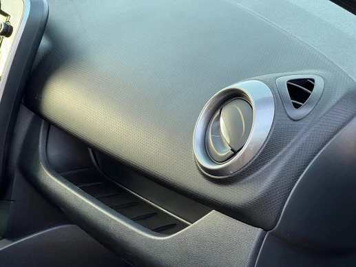 Renault Clio - Afbeelding 16 van 26