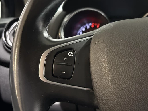 Renault Clio - Afbeelding 25 van 30