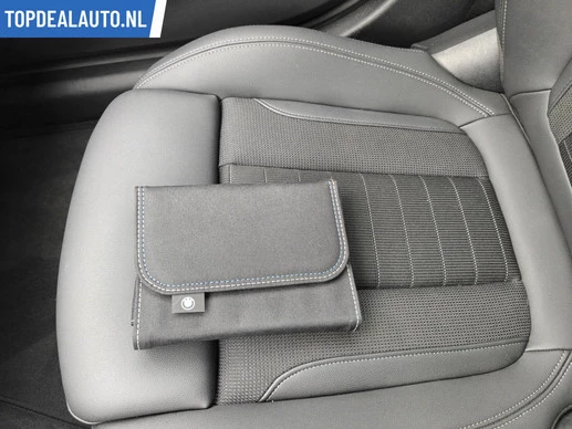 BMW i4 - Afbeelding 13 van 30