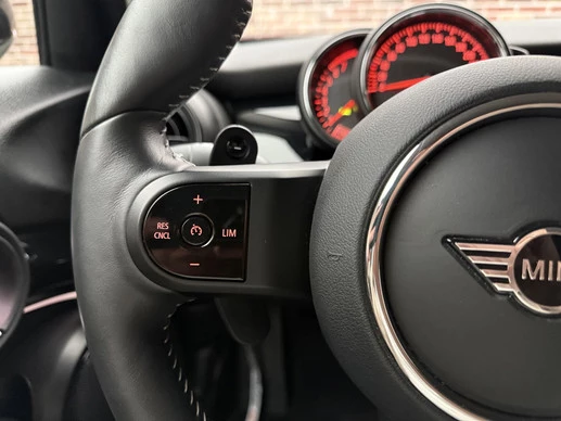 MINI Cooper S - Afbeelding 27 van 30