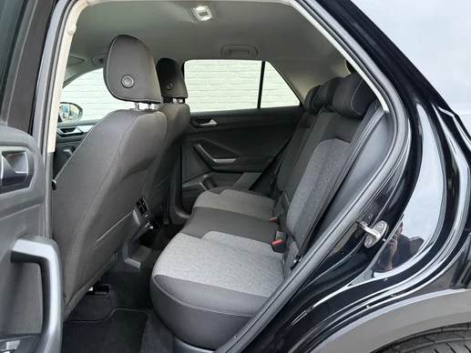 Volkswagen T-Roc - Afbeelding 25 van 30