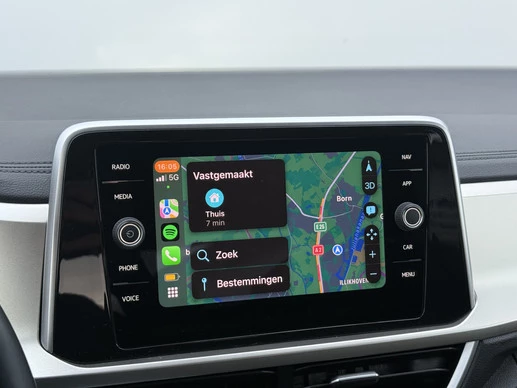 Volkswagen T-Roc - Afbeelding 16 van 30