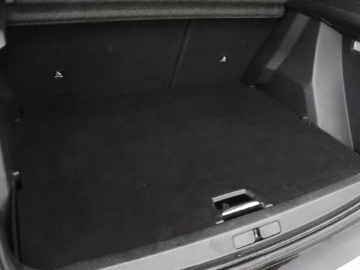 Peugeot e-2008 - Afbeelding 11 van 30