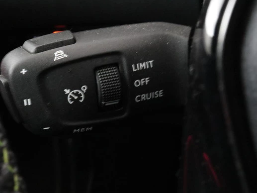 Peugeot e-2008 - Afbeelding 18 van 30