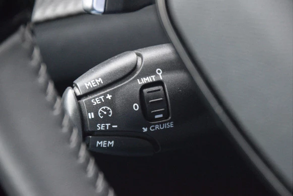 Peugeot 208 - Afbeelding 29 van 30