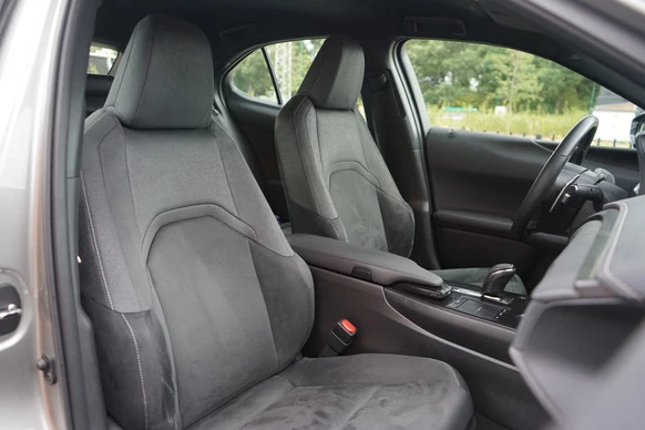 Lexus UX - Afbeelding 14 van 28