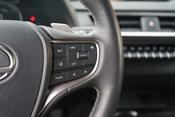 Lexus UX - Afbeelding 18 van 28