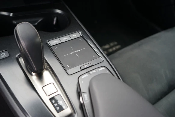 Lexus UX - Afbeelding 20 van 28